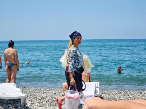 «Халедный вода, пиво-о-о…. Кукуруза горячий….»